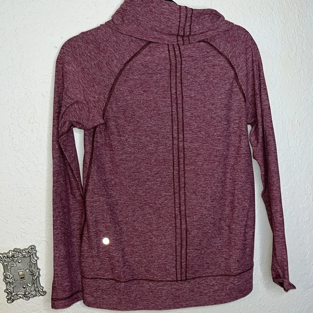 Lululemon Make A Move Long Sleeve Heathered Red Grape Rulu Size 6 - Picture 3 of 5